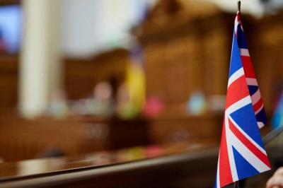 Britain Imposes Sanctions on Financial Intermediaries for Two Russian Oligarchs
