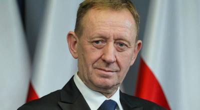 Polish Minister: Russia Uses Grain as a Weapon