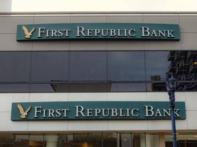 11 American Banks Deposit $30 Billion to Support "First Republic"