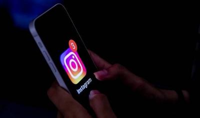 Children in France Forbidden from Social Networks Without Permission