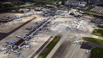 Gatwick Airport Runway Closed for Nearly an Hour Due to Suspected Drone