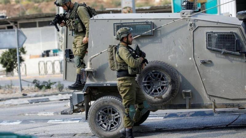 Israeli Police Kill Man Who Seized Officer's Weapon