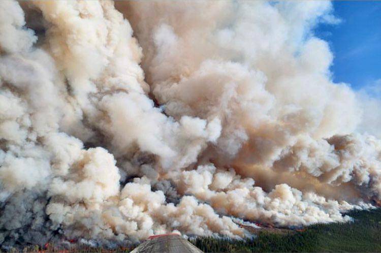 Video - Wildfires Spread in Eastern Canada