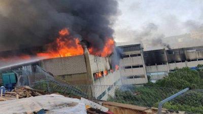 Large Fire at Sponge Factory in Jbeil