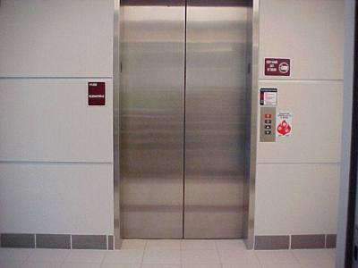 Elevator Accident Ends Woman's Life in Morocco