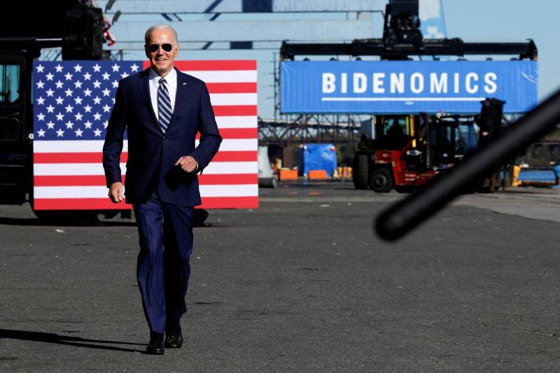 Biden: We are working hard to search for the hostages