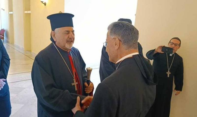 Title: Raï Receives Patriarch of Syrian Catholics in Diman