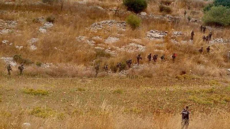 Israeli Infantry Force Crosses Technical Fence for Training Mission