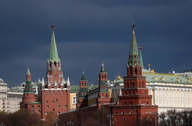 Kremlin: No Real Competitors for Putin if He Runs Again