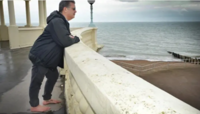 British Man Walks Barefoot in Memory of His Wife