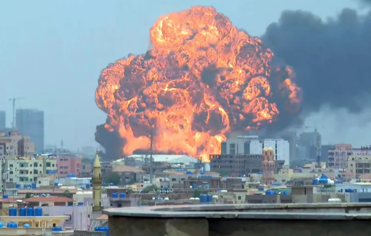 Video - Sudan Witnessed a Powerful Explosion Shaking the Capital Today