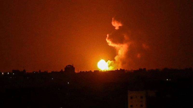 Title: 19 Palestinians Killed in Israeli Airstrike on Gaza