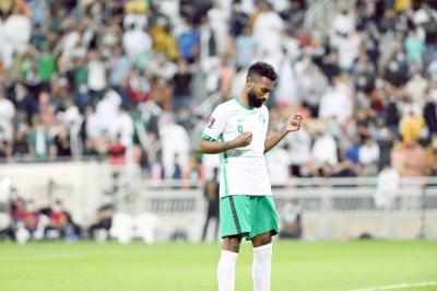 السعودية تهزم عمان وتحقق نقاط الأمان
