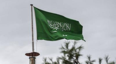 تعرف على نشأة "العلم السعودي" وتطورات شكله