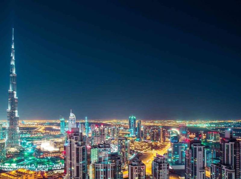 تقرير بريطاني: دبي وجهة للأعمال والشركات