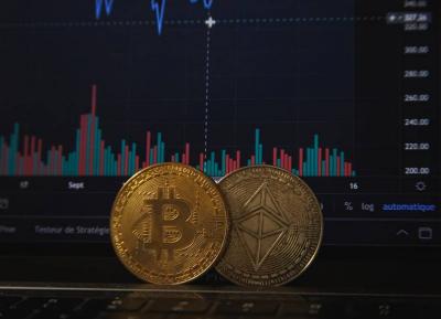 خسائر العملات الرقمية في 24 ساعة تقفز إلى 112 مليار دولار