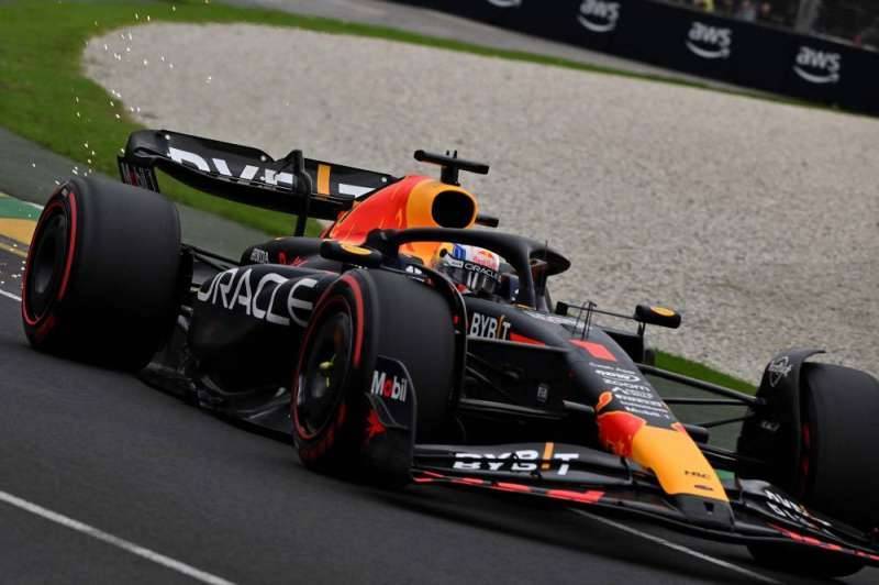 Verstappen Starts from Pole Position in Australian Formula 1 Race