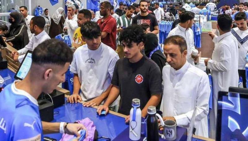 Neymar Sells Over 10,000 Jerseys After Moving to Riyadh