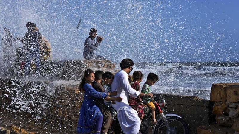 Title: Cyclone Hits the Coasts of India and Pakistan