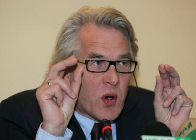 Title: UN Peace Envoy Warns of Real Danger of Middle East Conflict Expansion