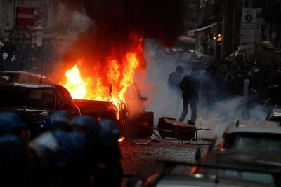 Violent Clashes Before the Napoli and Eintracht Frankfurt Match