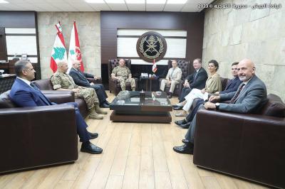 General Aoun Discusses Ways to Enhance Army's Border Control Capabilities