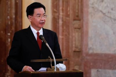 Taiwan's Foreign Minister: Election Decisions Are in Our People's Hands