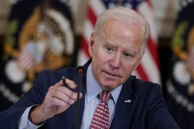 Biden Calls Congress to Emergency Meeting Following Debt Ceiling Warning