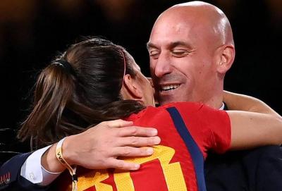 Victim of "World Cup Kiss" Shocks Rubiales