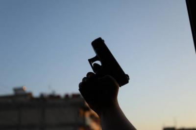 Two Injured in Family Dispute in Sour