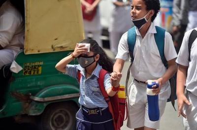 High Temperatures Claim Lives of Dozens in India