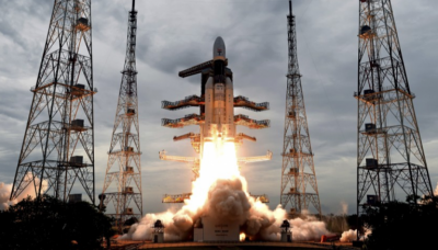 India: Lunar-Bound Spacecraft Operating "Perfectly"
