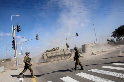 Italy: We Hope Hezbollah Will Not Get Involved in the Israeli-Palestinian Conflict