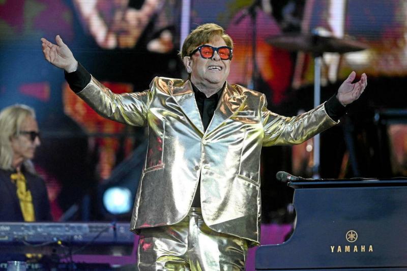 Elton John in Hospital After Macron's Dance at Recent Concert