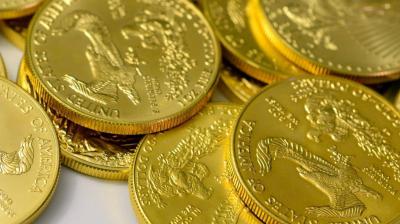 Gold Stability Amid Investor Anticipation of U.S. Data