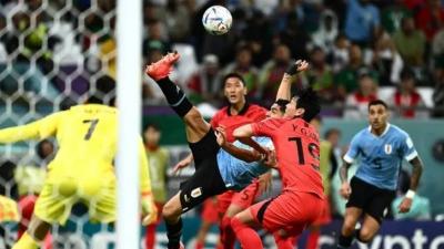 Goalless Draw in the World Cup: Uruguay vs. South Korea