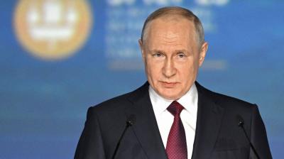 Putin Signs Law Preventing Citizens of "Unfriendly" Countries from Owning Shares in Russian Companies