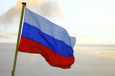 Russia: NATO Returns to "Cold War" Schemes