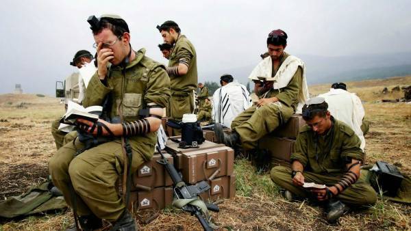 Military Doctors to Israeli Defense Minister: 