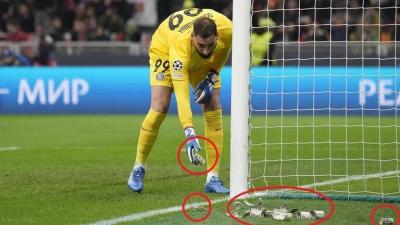 Rain of Dollars on Goalkeeper Donnarumma (Video)