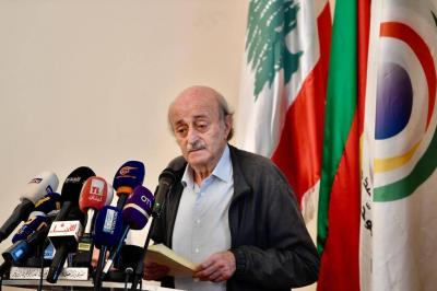 Jumblatt: A Ground Attack on Gaza Could Backfire on Lebanon's Interior