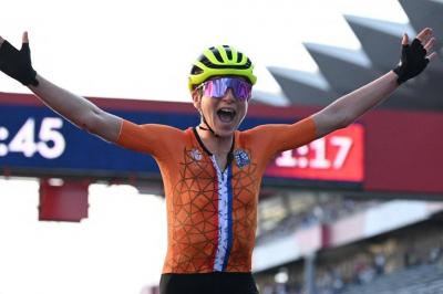 Van Vleuten Wins Giro d'Italia Title for the Fourth Time