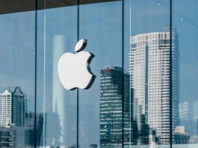 Apple Launches New "MacBook Air" in Latest Innovations