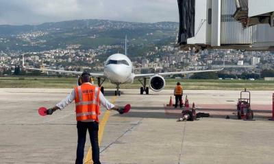 Egyptian Medical Aid Plane Lands in Beirut Airport