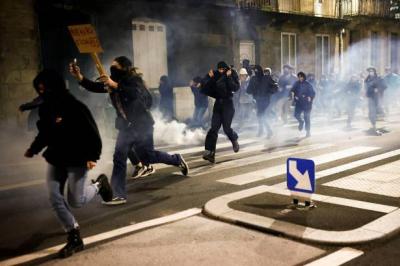 Paris: Damage from Protests Estimated at 1.6 Million Euros