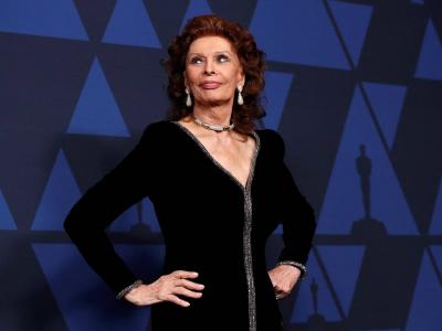 Sophia Loren Hospitalized After Fall