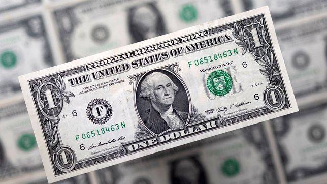 Dollar Recovers Losses While Yuan Declines