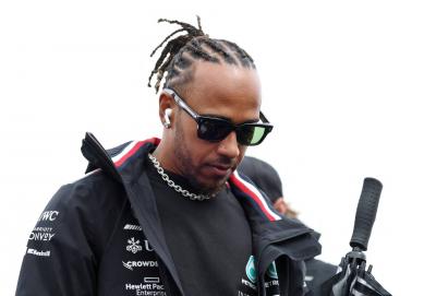 Hamilton Continues with Mercedes for Two More Seasons