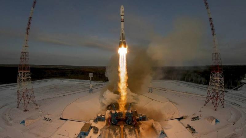 UAE Launches Experimental Satellite 