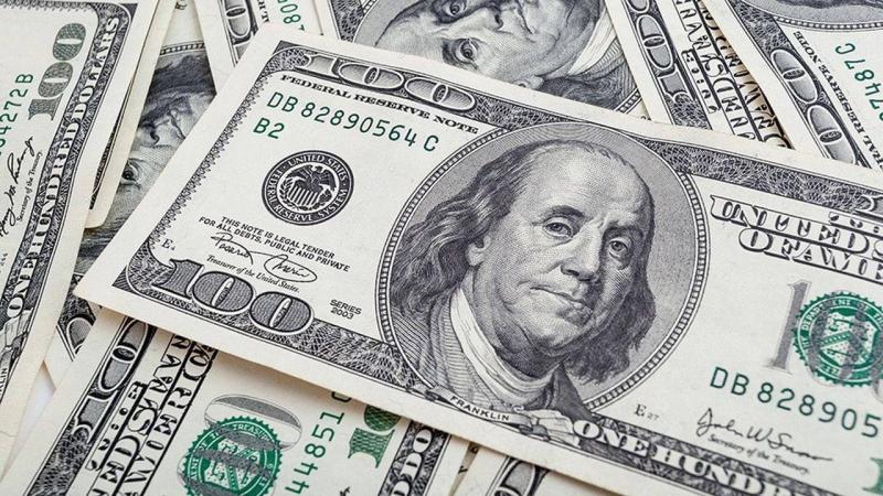 Dollar Declines After U.S. Jobs Data
